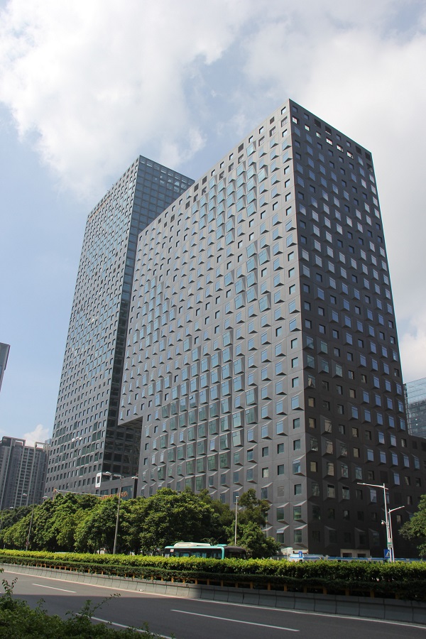 ga黄金甲装饰公司承建的中广核大厦幕墙工程竣工验收