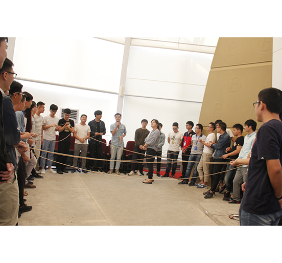 ga黄金甲集团举行2017届毕业生座谈会